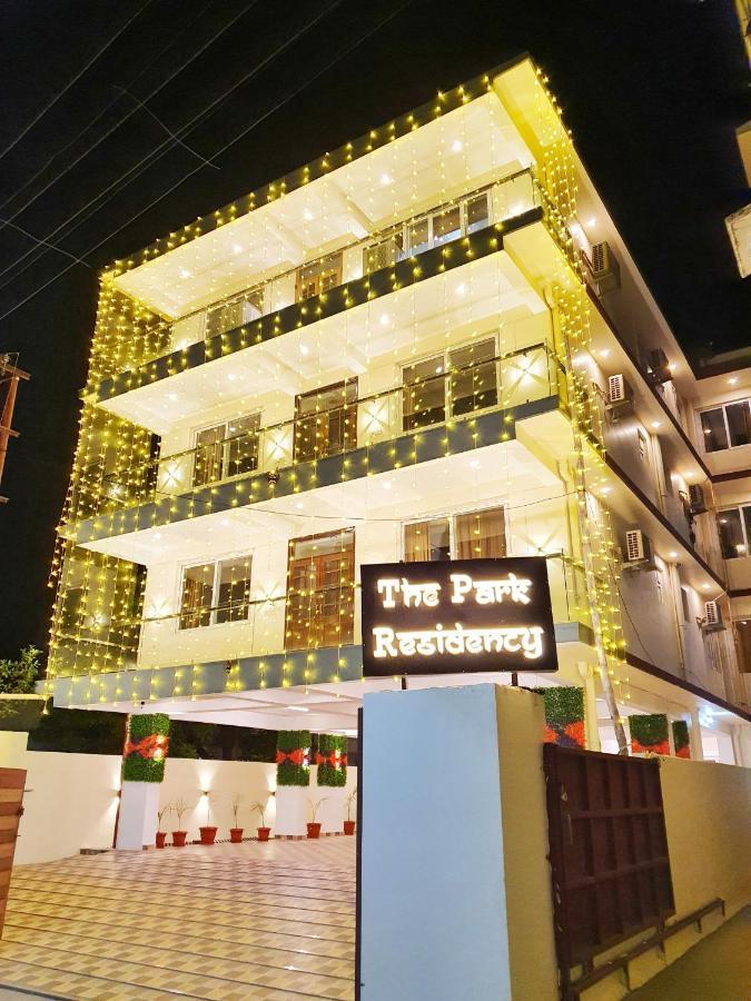فندق The Park Residency دهرادون المظهر الخارجي الصورة