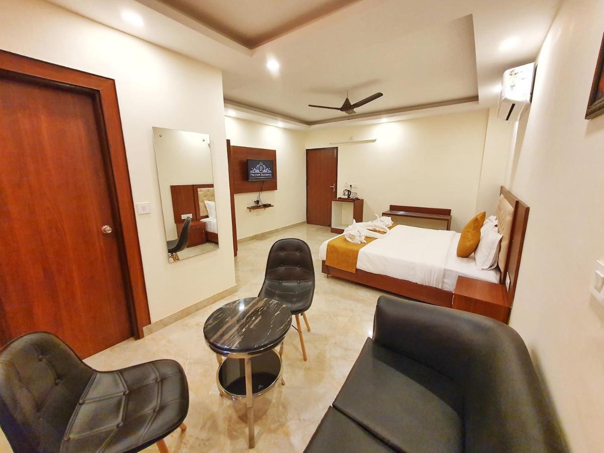 فندق The Park Residency دهرادون المظهر الخارجي الصورة
